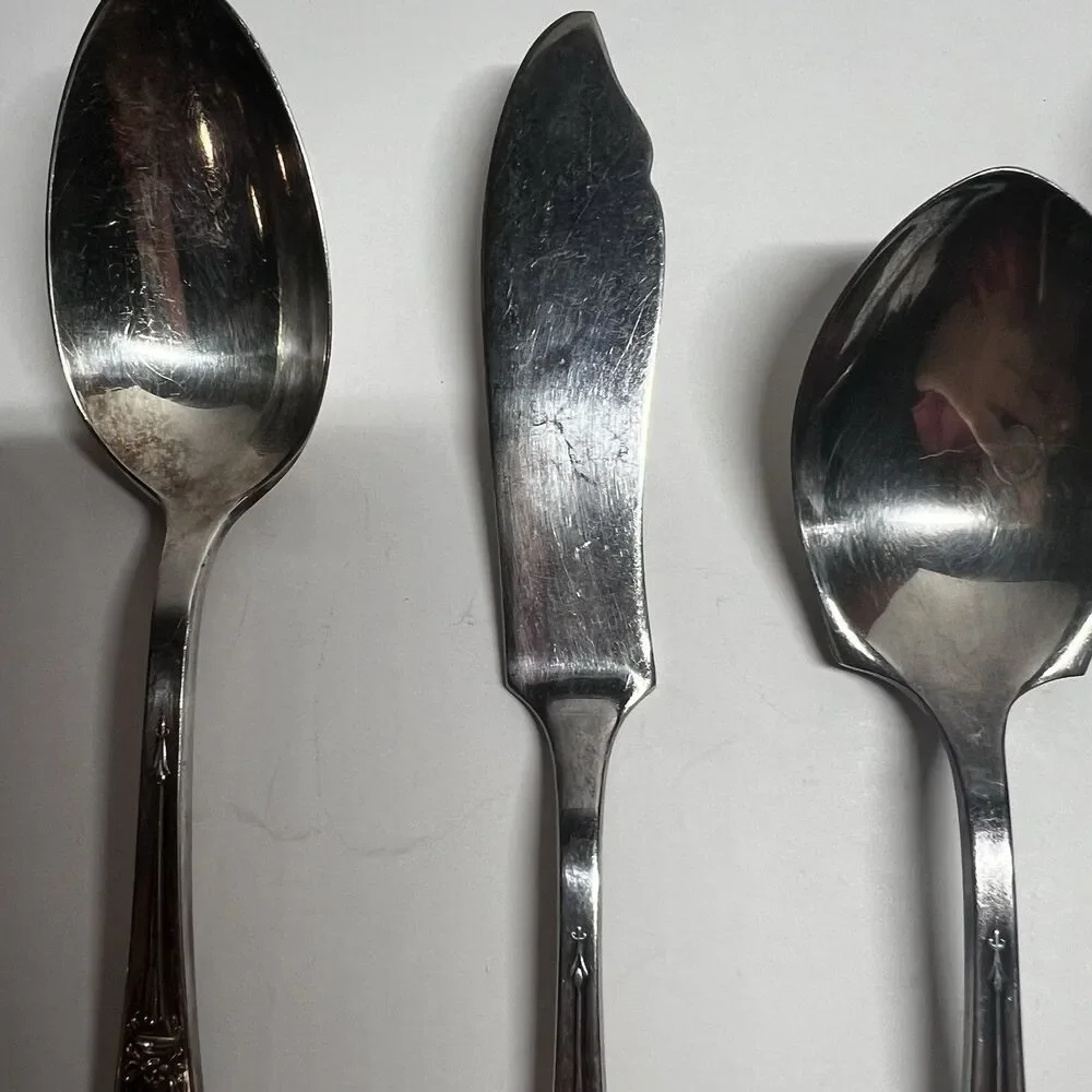 Vtg Holmes Edwards Silverplate Flatware Mixed Lot 6pc Spoons Knife Fork